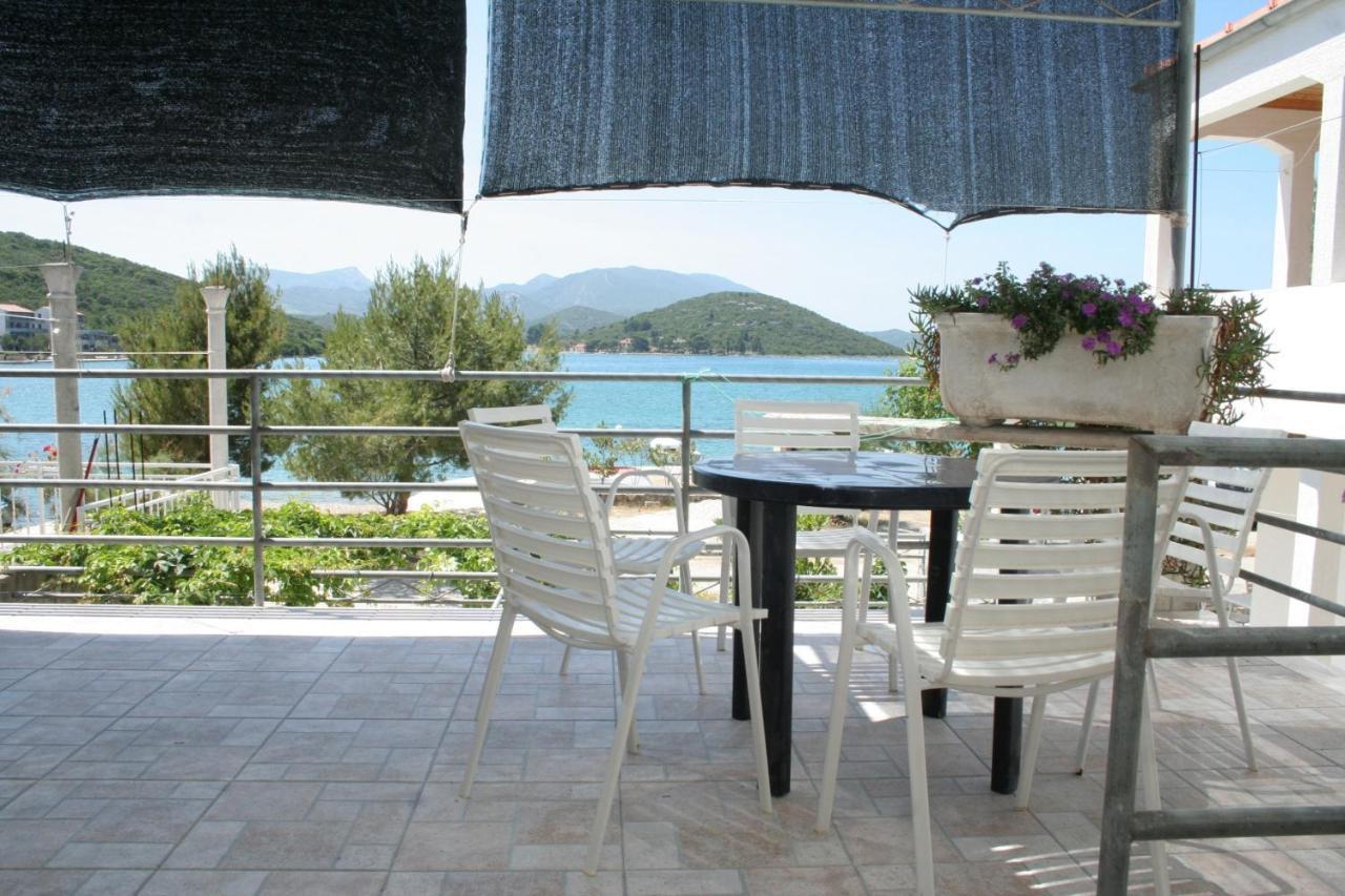 Apartments By The Sea Luka Dubrava, Peljesac - 284 Janjina Bagian luar foto