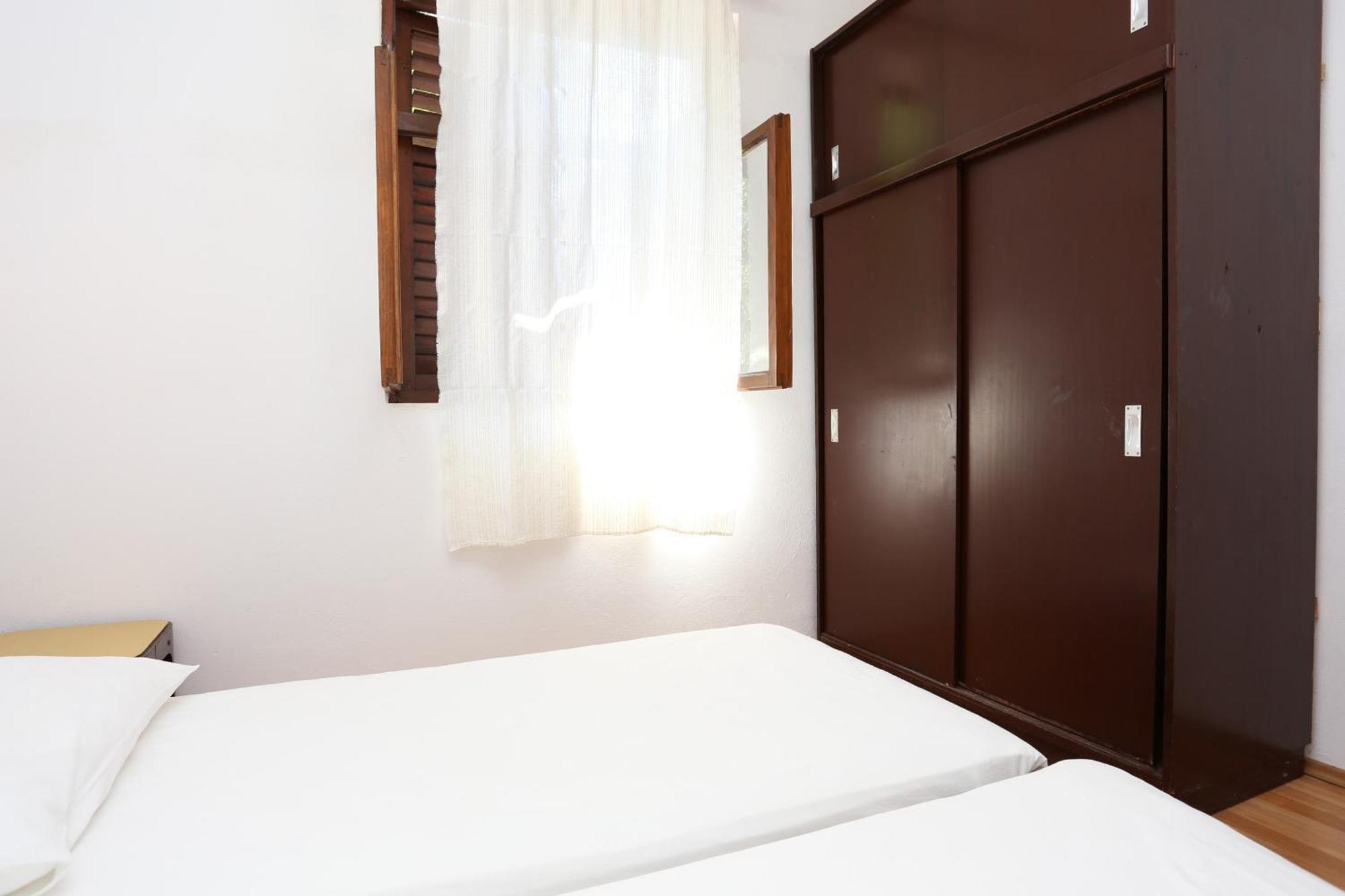 Apartments By The Sea Luka Dubrava, Peljesac - 284 Janjina Ruang foto