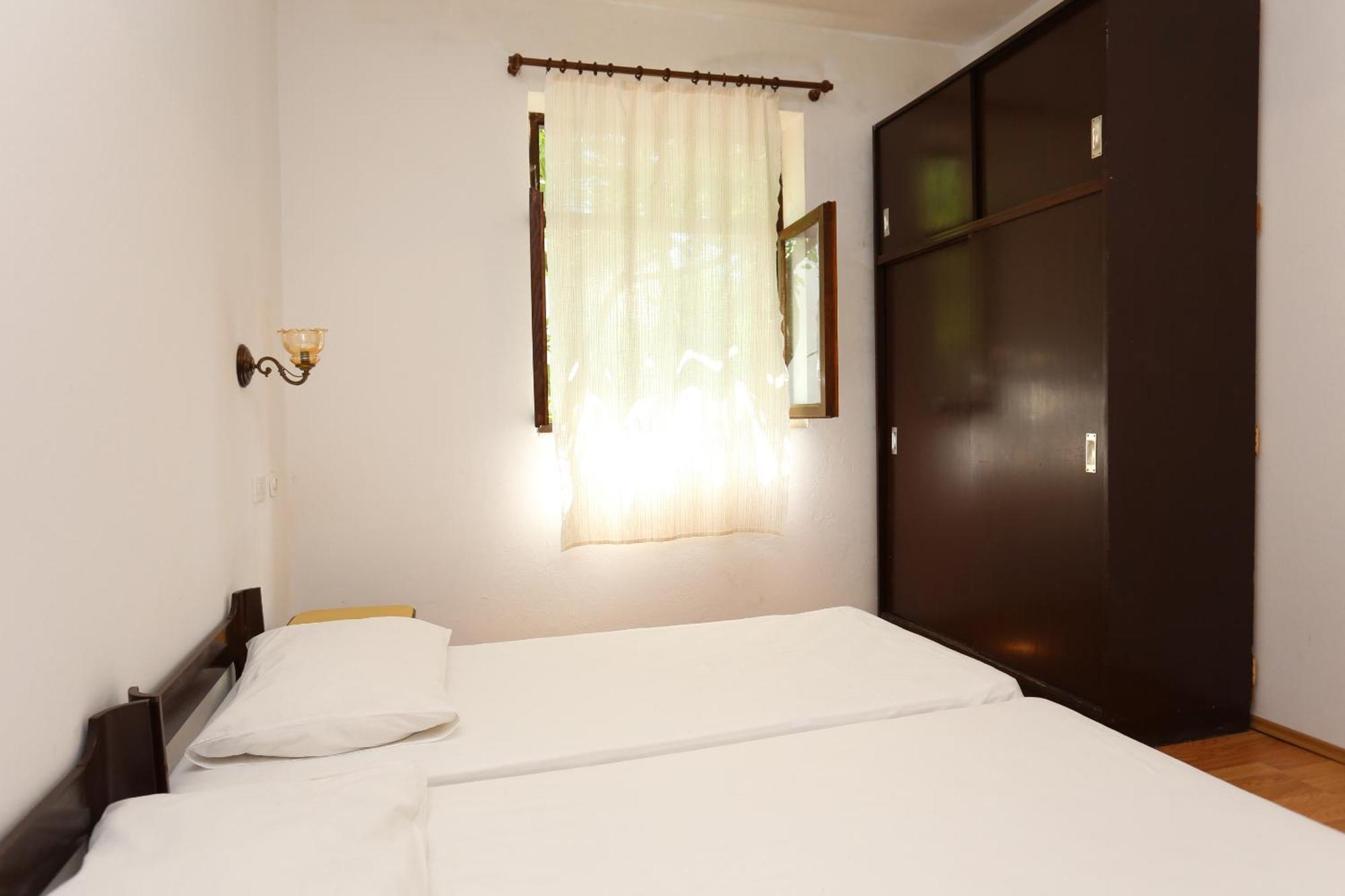 Apartments By The Sea Luka Dubrava, Peljesac - 284 Janjina Ruang foto
